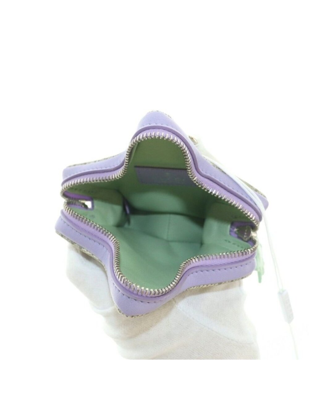 Gucci Yuko Higuchi GG Supreme Star Pouch - Picture 7 of 8